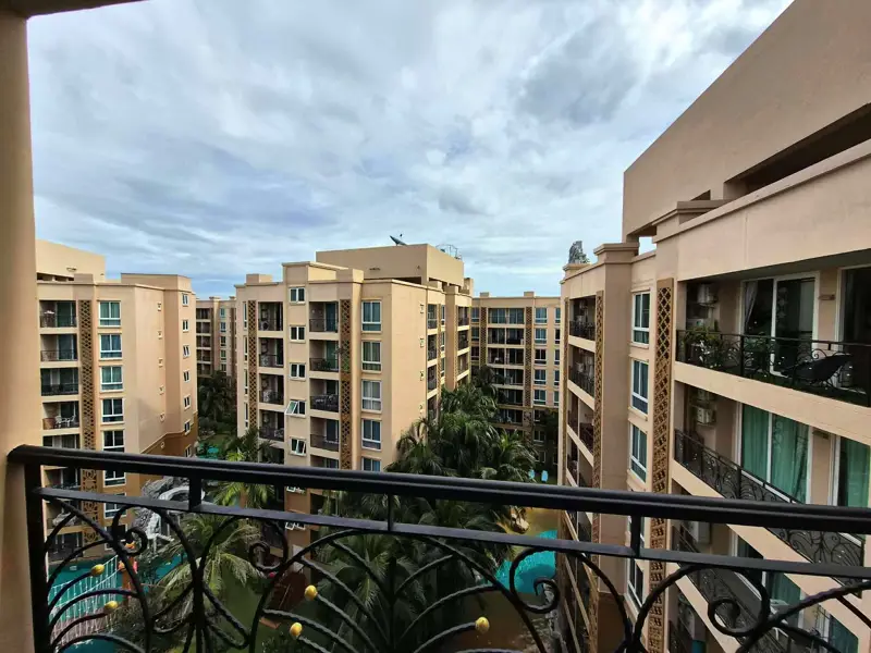 Atlantis Condo Resort 1 Bedroom Condo with model beach, waterfall curtain pool, river bridge, giant ship, or a children's water park. There is also a jacuzzi for adults  with 24 security system 