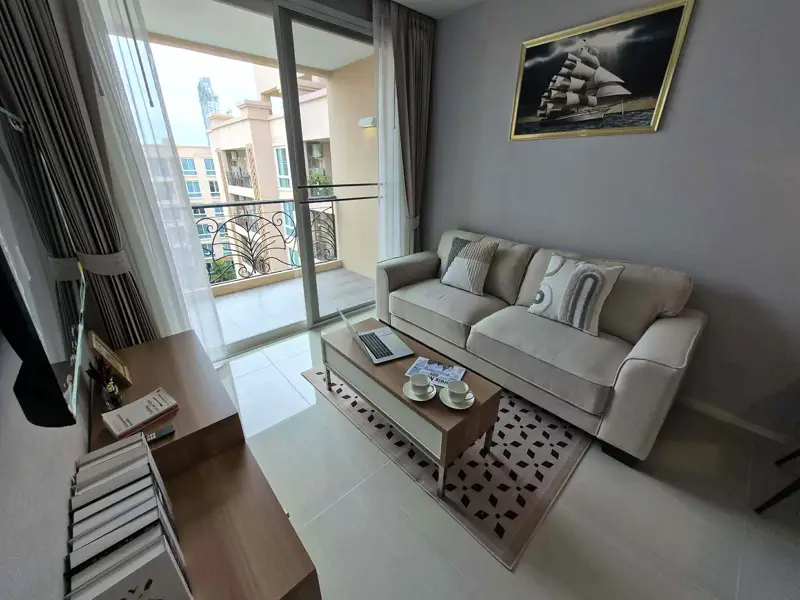 Atlantis Condo Resort 1 Bedroom Condo with model beach, waterfall curtain pool, river bridge, giant ship, or a children's water park. There is also a jacuzzi for adults  with 24 security system 