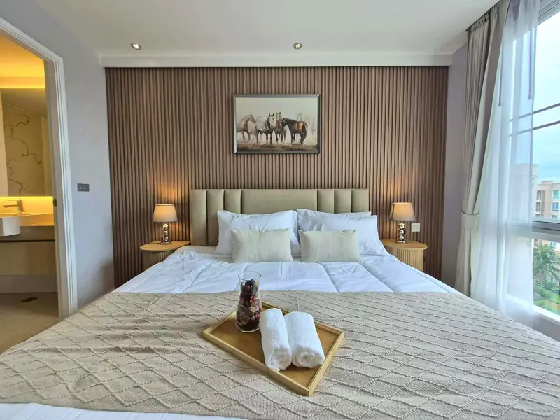 Atlantis Condo Resort 1 Bedroom Condo with model beach, waterfall curtain pool, river bridge, giant ship, or a children's water park. There is also a jacuzzi for adults  with 24 security system 