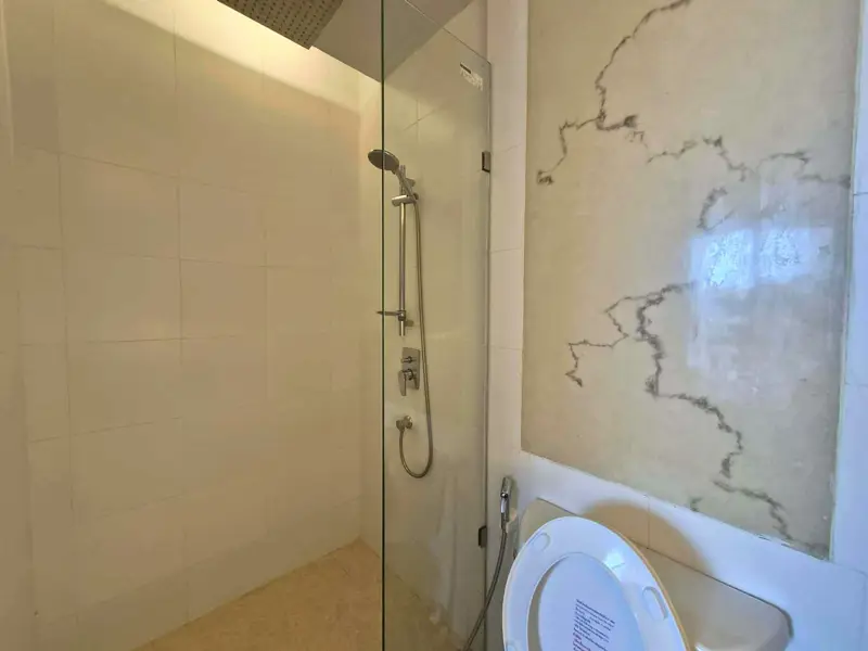 Atlantis Condo Resort 1 Bedroom Condo with model beach, waterfall curtain pool, river bridge, giant ship, or a children's water park. There is also a jacuzzi for adults  with 24 security system 