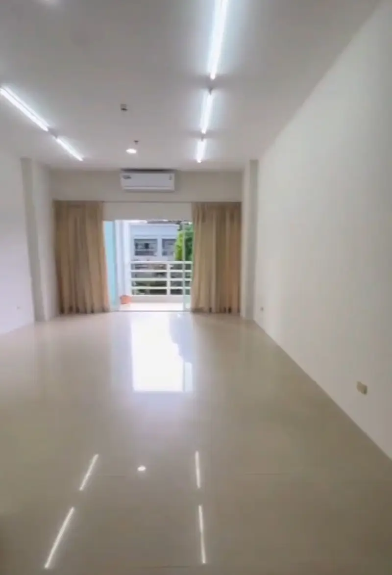 View Talay 7 Studio office for rent