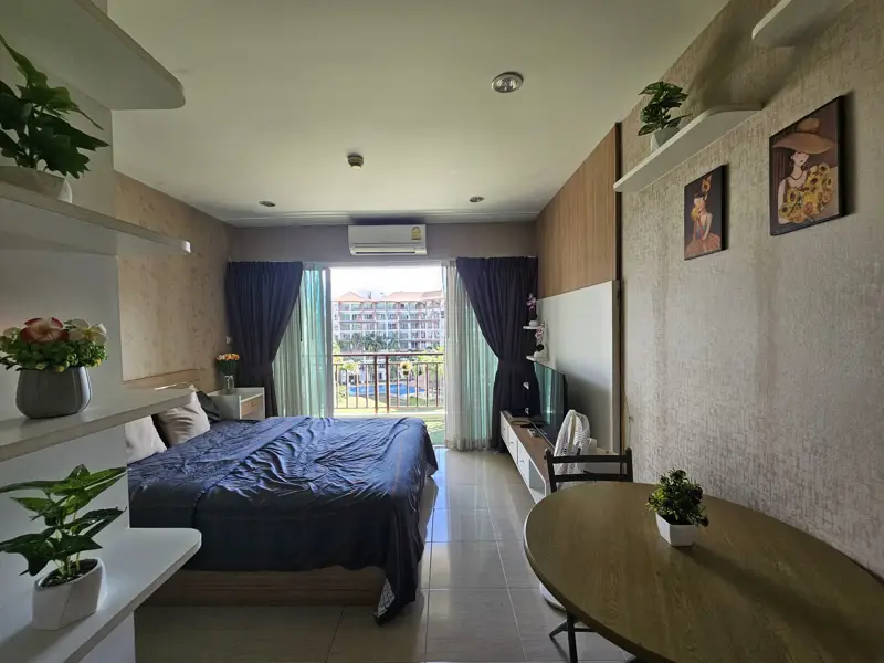 AD Bang Saray Lake and Resort Studio for sale