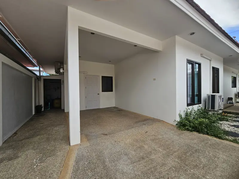 Pool villa in Huay Yai 3 Bedroom for rent