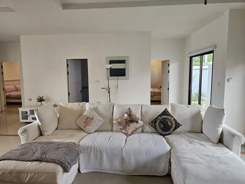 Pool villa in Huay Yai 3 Bedroom for rent