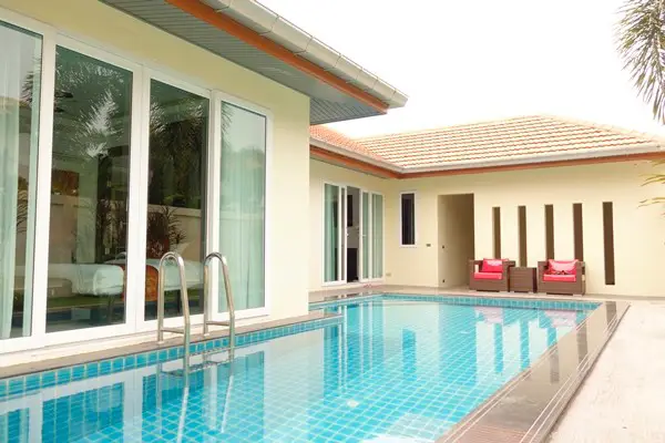 Whispering Palms – 4 bedrooms house, private pool