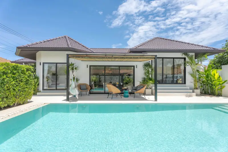 Tungklom 5 Bedroom Pool Villa Private pool and outdoor terrace Fully furnished witH  Open-plan living and dining area Modern kitchen with high-end appliance