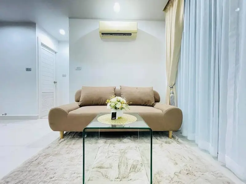 5th floor  View: Pool view Condo for rent at Amazon Residence Jomtien,   Layout: 1 bedroom, 1 bathroom  Size: 35 sq m 