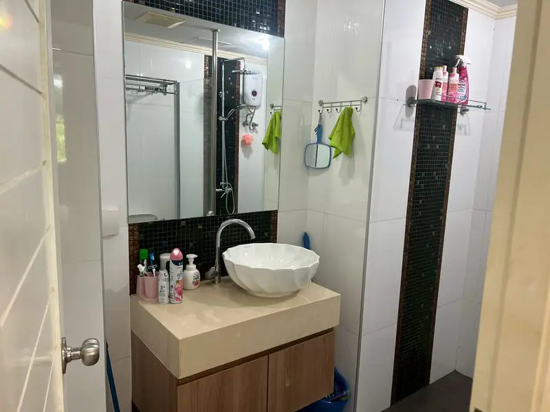 1 bed room condo at Amazon with modern condominium with a large swimming pool and a tropical garden location in the south Pattaya area, only 5 minutes or 1.2 kilometers to Jomtien Beach,