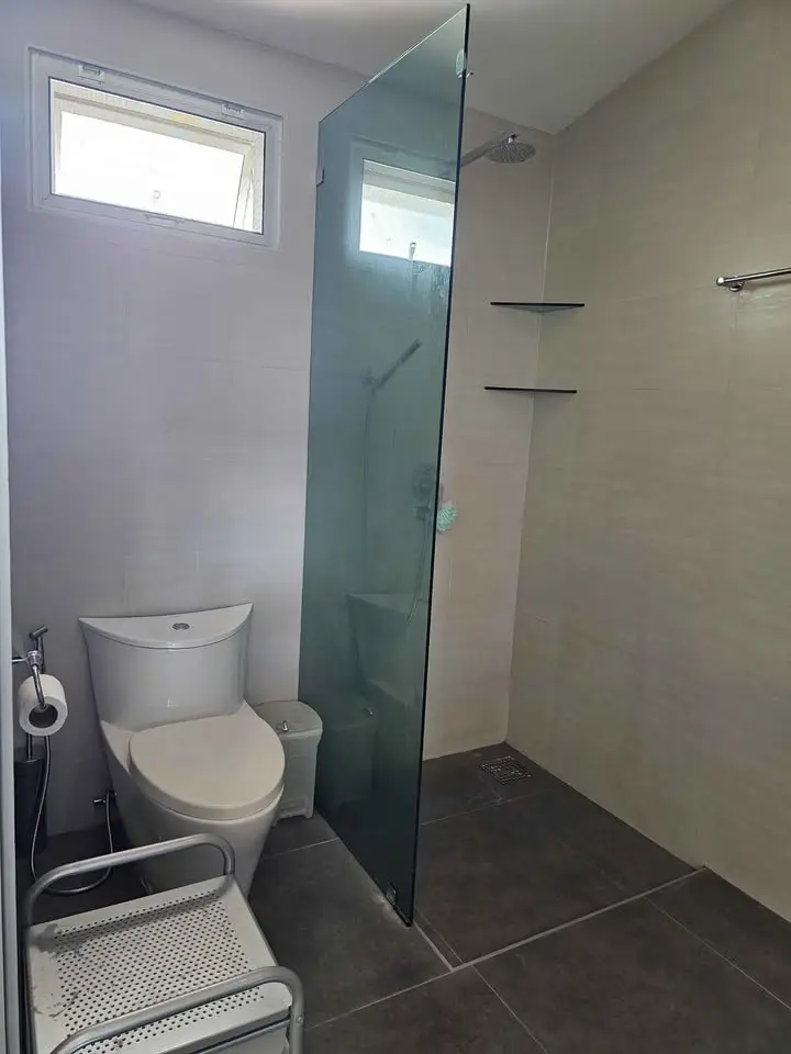 2 bed house for rent or sale in Chateau Dale Nong Prue Swimming pool, Security and Car park.