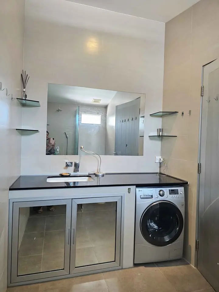 2 bed house for rent or sale in Chateau Dale Nong Prue Swimming pool, Security and Car park.