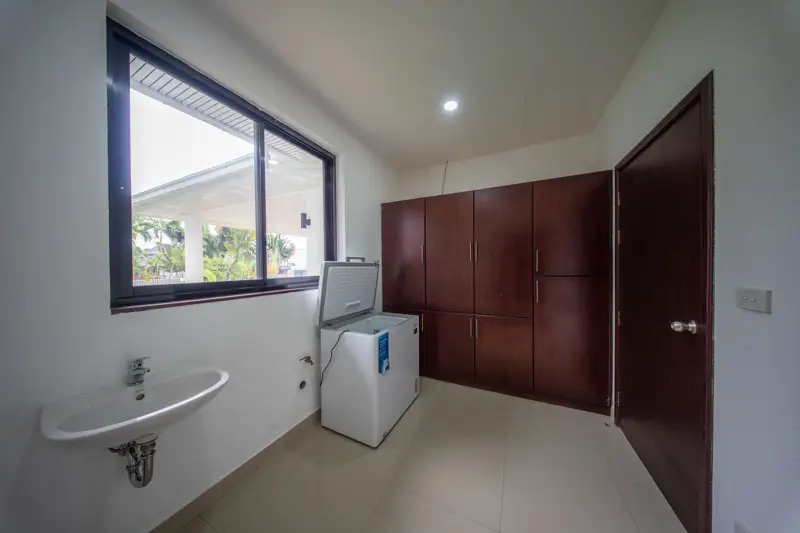 1 Story in Nongmaikaen12, 4 Bedroom for sale