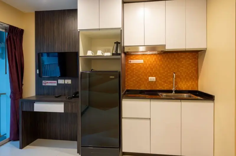  2 bedroom Condo Pratumnak with the following facilities: Swimming pool, Security, Car park and Garden