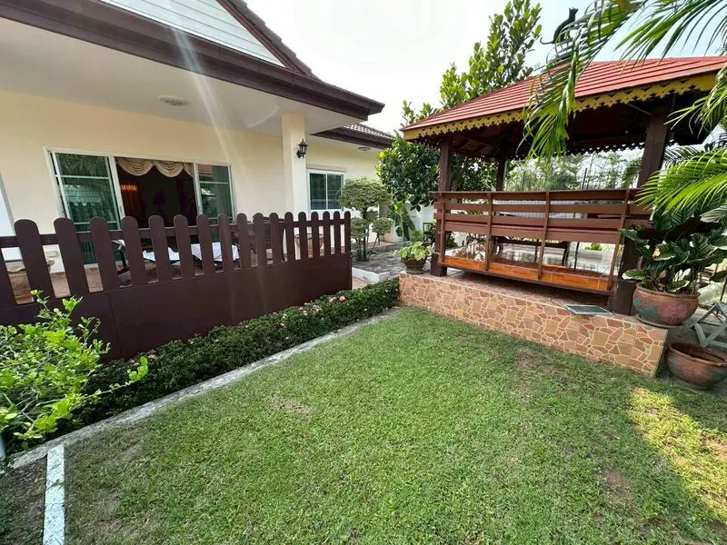 Soi Siam Country Club House for sale Pattaya Tropical 2, with a large open space, perfect for creating your dream garden or even adding a private swimming pool.