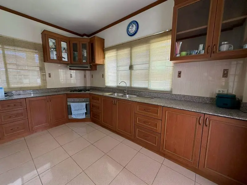 Soi Siam Country Club House for sale Pattaya Tropical 2, with a large open space, perfect for creating your dream garden or even adding a private swimming pool.