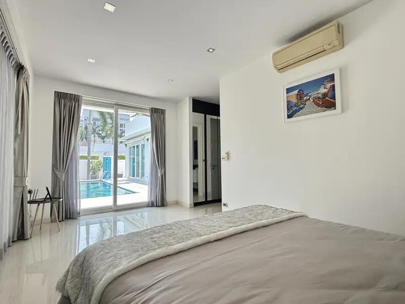 Plam Oasis Villa 4 Bedroom for sale