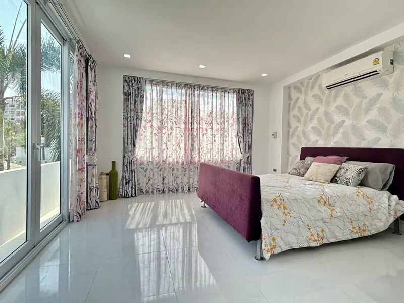 Plam Oasis Villa 4 Bedroom for sale