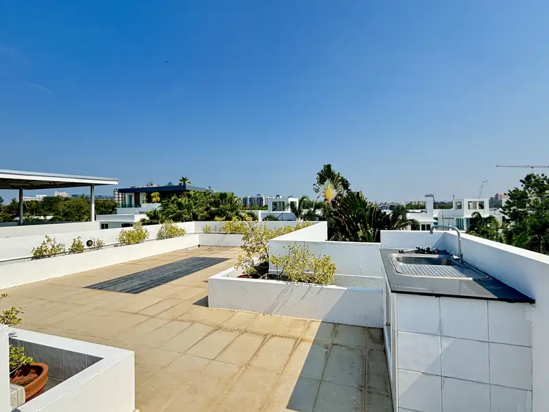 Plam Oasis Villa 4 Bedroom for sale