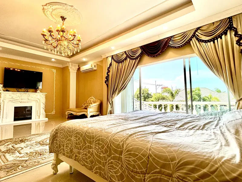 3 bed Pool Villa Huay Yai Pattaya at Baan Dusit Garden at Pattaya, Chonburi has the following facilities: Security and Car park.