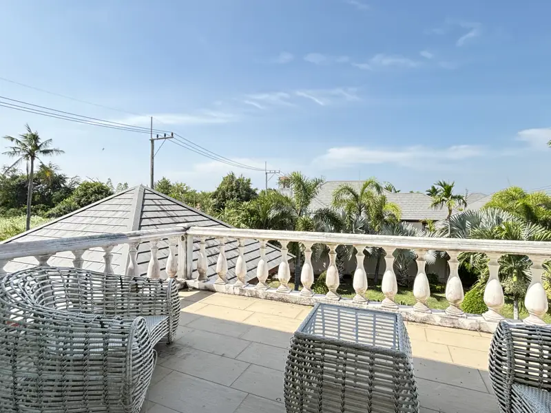 3 bed Pool Villa Huay Yai Pattaya at Baan Dusit Garden at Pattaya, Chonburi has the following facilities: Security and Car park.