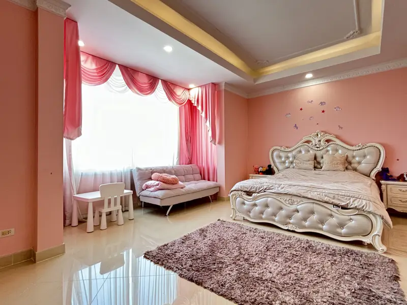 3 bed Pool Villa Huay Yai Pattaya at Baan Dusit Garden at Pattaya, Chonburi has the following facilities: Security and Car park.