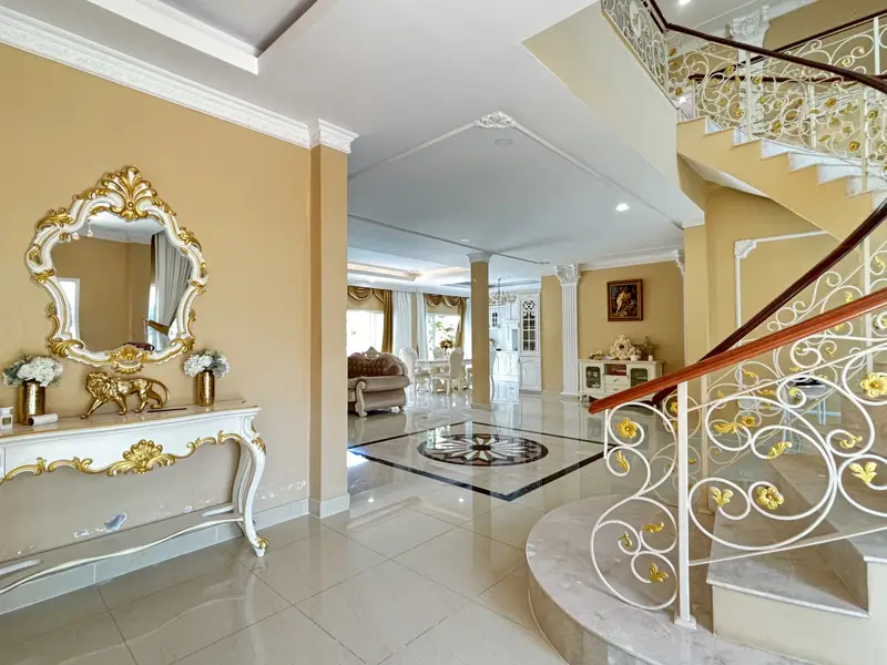 3 bed Pool Villa Huay Yai Pattaya at Baan Dusit Garden at Pattaya, Chonburi has the following facilities: Security and Car park.