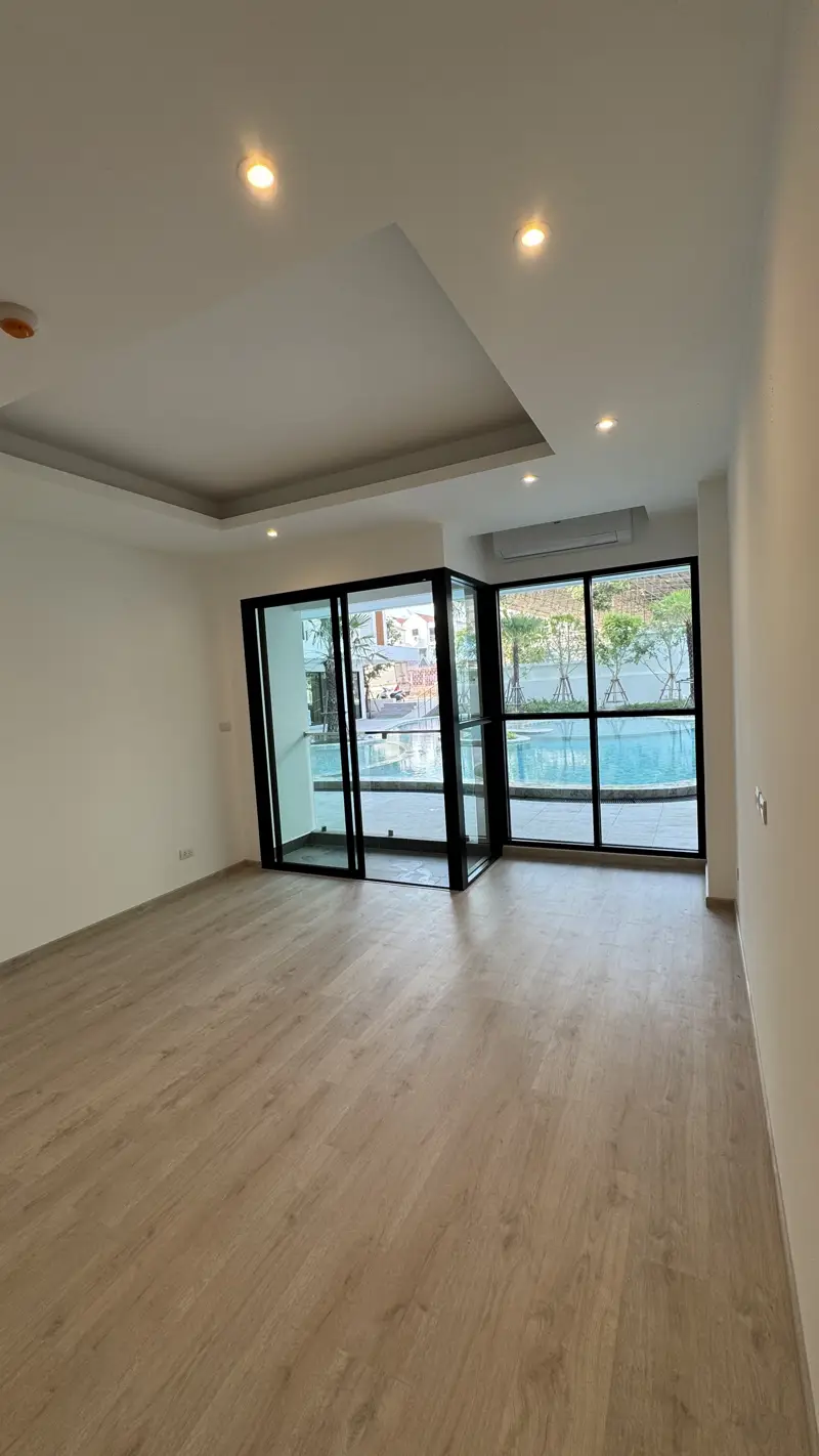 Siam Oriental Dream Studio for sale