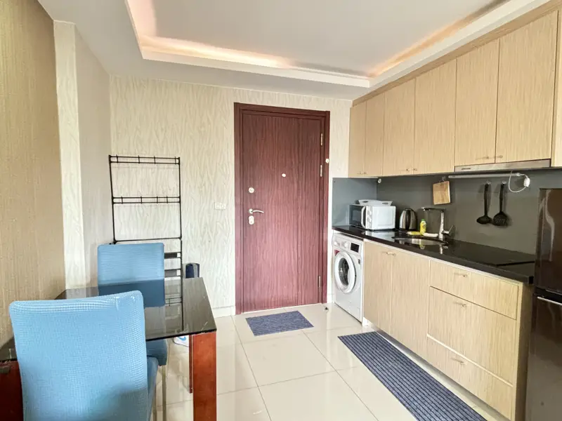  1 bed Condo for sale in The Maldives  a new resort experience to Pattaya real estate on an grand scale