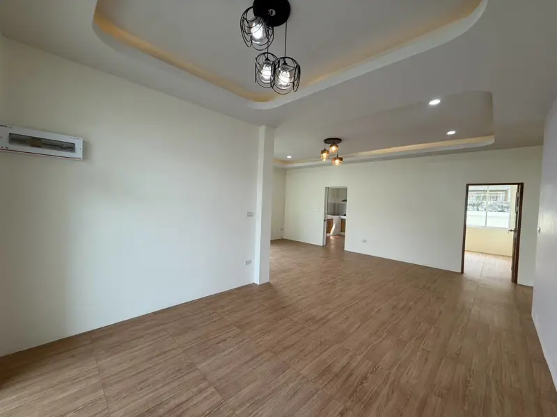 3 bedroomed house new build Prime Location to Pattaya in Peaceful Neighborhood of North Pattaya
