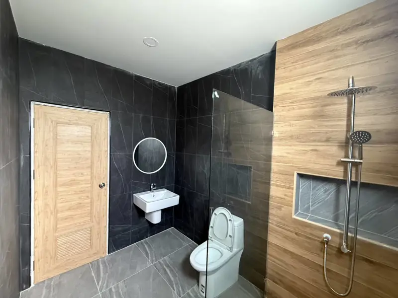 3 bedroomed house new build Prime Location to Pattaya in Peaceful Neighborhood of North Pattaya