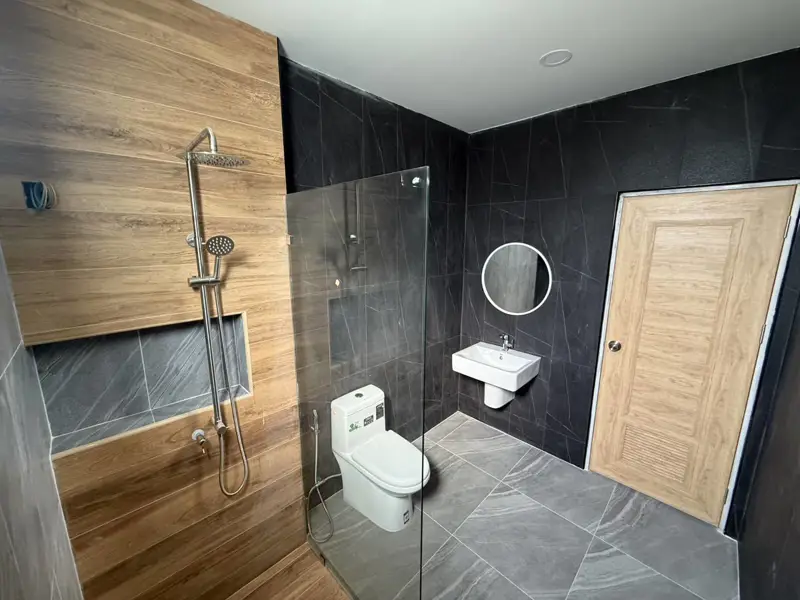 3 bedroomed house new build Prime Location to Pattaya in Peaceful Neighborhood of North Pattaya