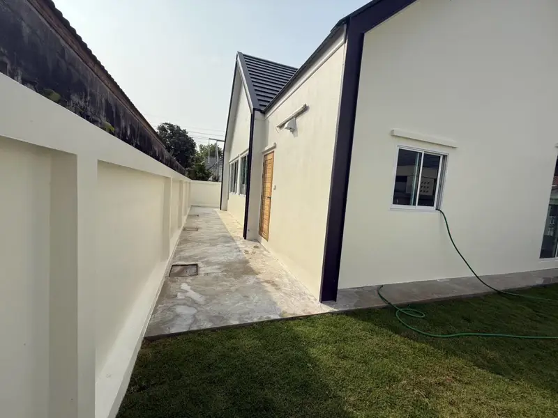 3 bedroomed house new build Prime Location to Pattaya in Peaceful Neighborhood of North Pattaya