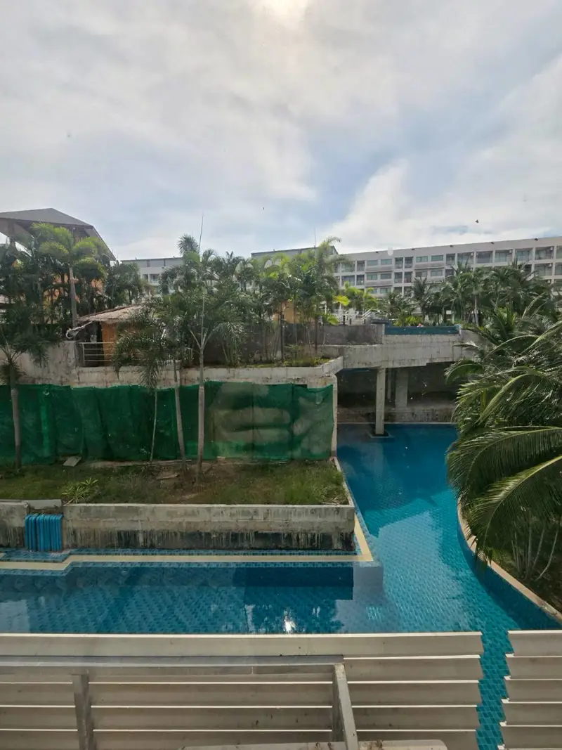 1-bedroom, 1-bathroom condo  Building for sale in  Laguna Beach Maldives Jomtien