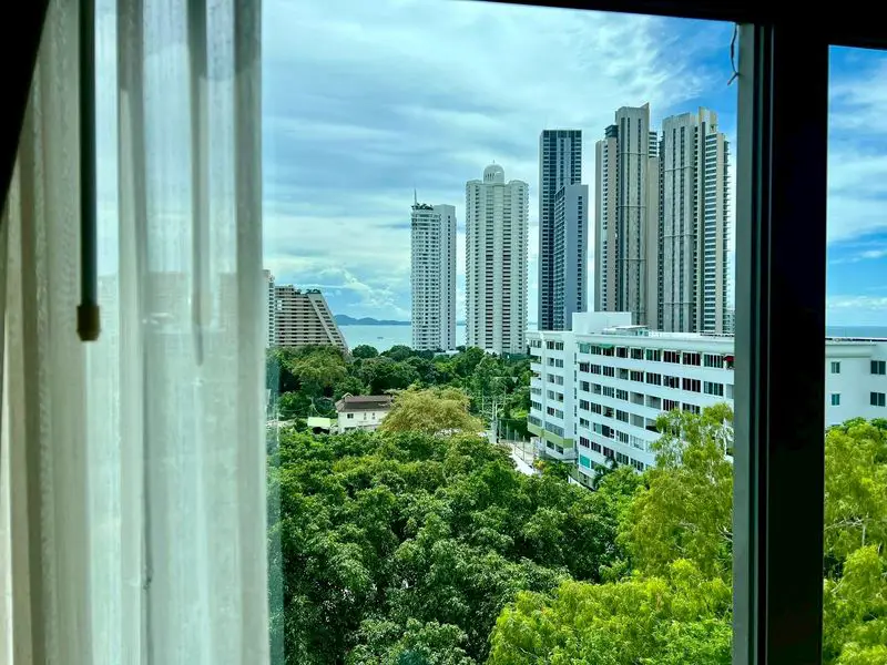 1 bed sea view condo at City Garden Tropicana is in a prime location, overlooking the serene Wong Amat Beach  close to Pattaya Beach.