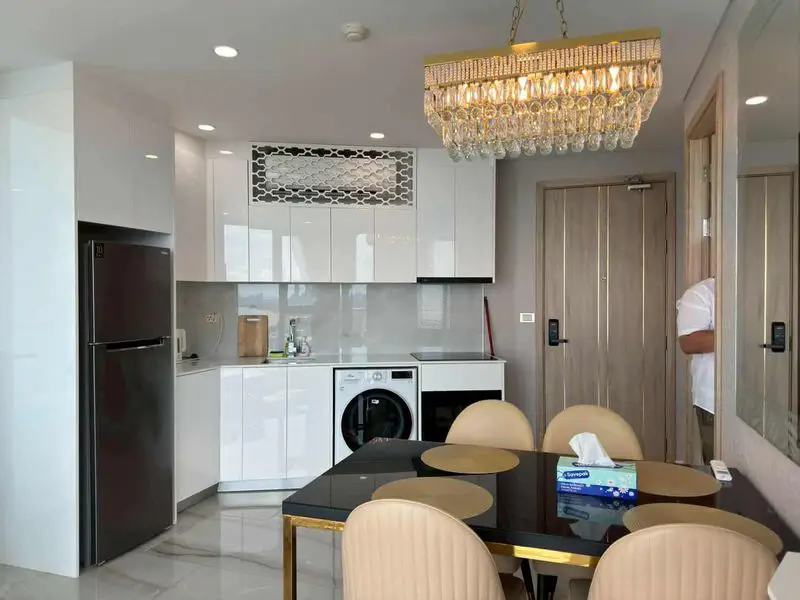 Copacabana Jomtien 1 Bedroom  Condo with Swimming pool, Gym, Internet, Security, Car park, Garden, Sauna, Children's area and Elevator.