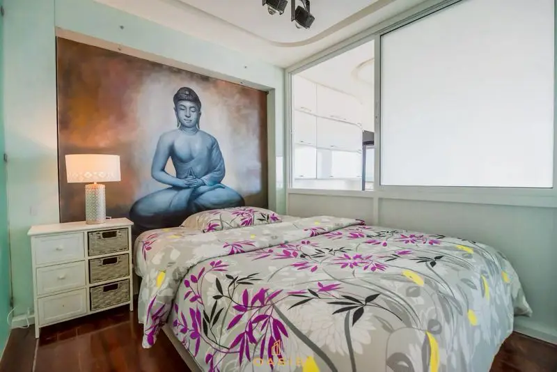 Sea view condo in Jomtien for sale  modern equipped apartment is located at View Talay 5c