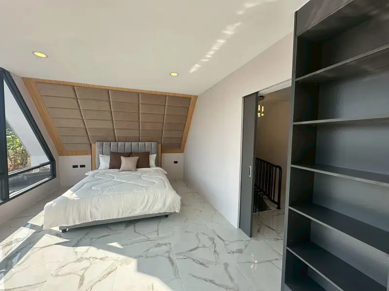 Pool Villa near Central Park 4, 6 Bedroom for sale