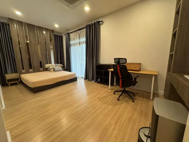 3 bedroom Pool Villa Just a short drive from the village are some of Pattaya’s major attractions, including a vibrant floating market and elephant reserve.