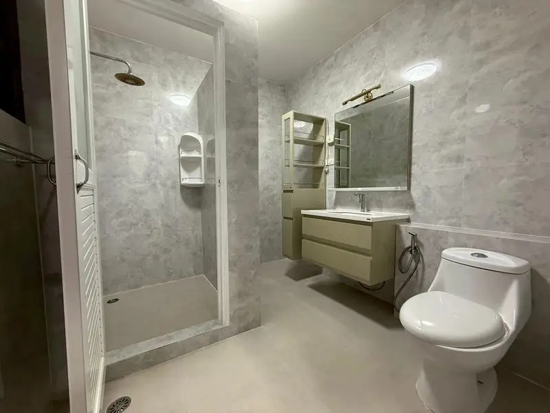 Baan Dusit House an exceptional villa project located in  Pattaya, Chonburi. With its salubrious design and well-maintained gardens