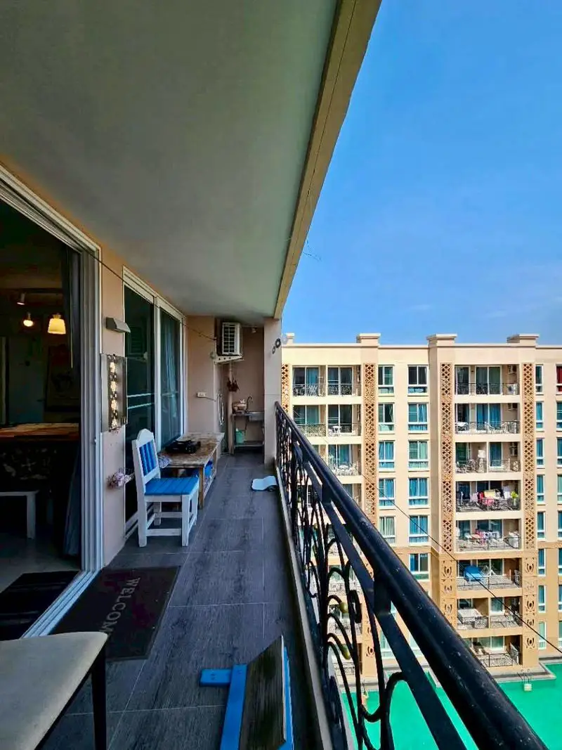 Atlantis Condo Resort 2 Bedroom   Communal Pool - Gardens - On-site Bars and Restaurants - Fitness Center - Jacuzzi  - Car Parking - Passenger Elevators