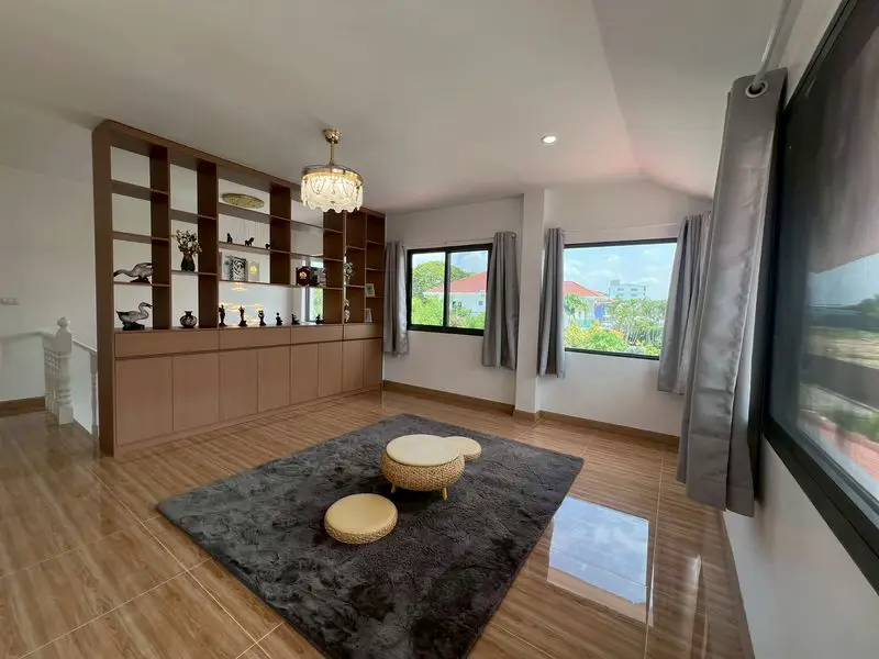 Viewpoint Pool Villa 4 Bedroom for sale