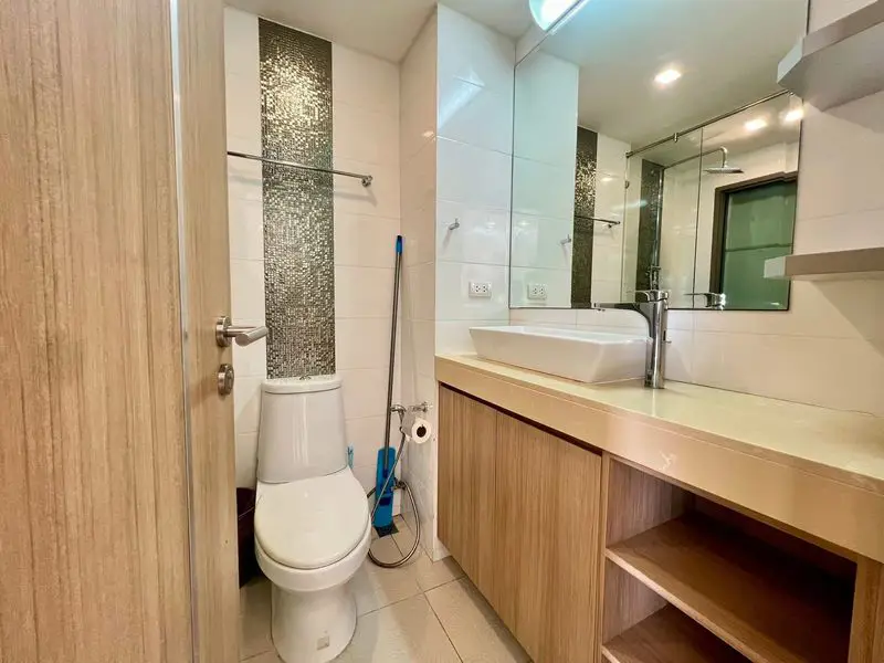 1 bed sea view condo at City Garden Tropicana is in a prime location, overlooking the serene Wong Amat Beach  close to Pattaya Beach.