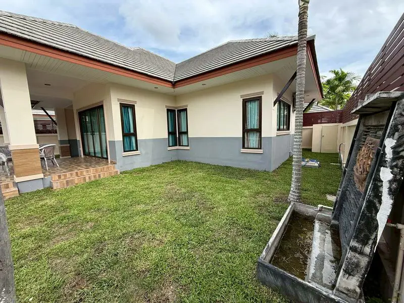  Baan Dusit Pattaya View (Project 4) 3 Bedroom for sale in Prime Location  2.5 km from clean beaches, 15 min to Pattaya City! Close to top attractions: and Water Parks