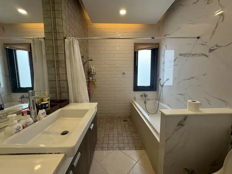 3 bedroom Pool Villa Just a short drive from the village are some of Pattaya’s major attractions, including a vibrant floating market and elephant reserve.