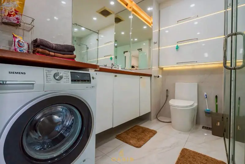 Sea view condo in Jomtien for sale  modern equipped apartment is located at View Talay 5c