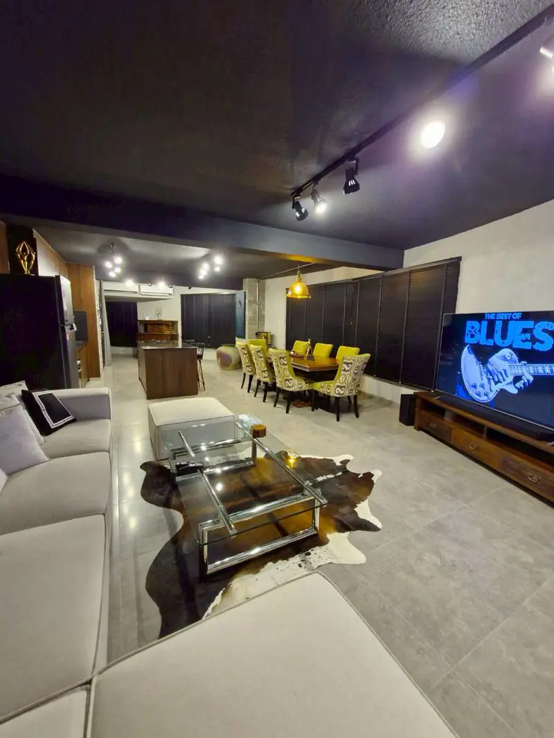 Metro-Jomtien Condotel:  1 bedroom condo located in a prime location next to the Jomtien Beach South for sale