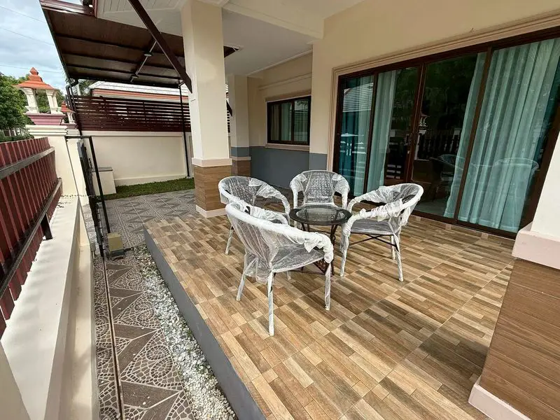  Baan Dusit Pattaya View (Project 4) 3 Bedroom for sale in Prime Location  2.5 km from clean beaches, 15 min to Pattaya City! Close to top attractions: and Water Parks