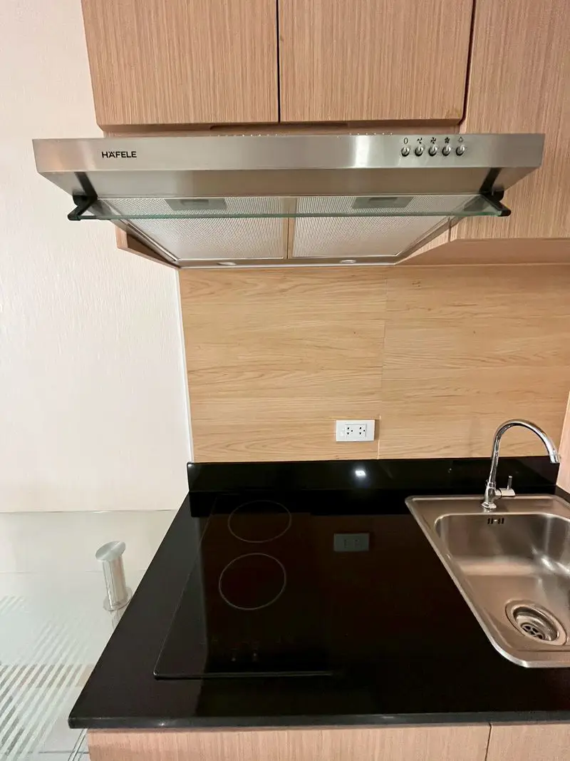 Whale Marina Condo Studio Condo with Yacht Parking  Nestled in Soi Najomtien 8, just 150 meters from Beach, for a refreshing seaside lifestyle every day.