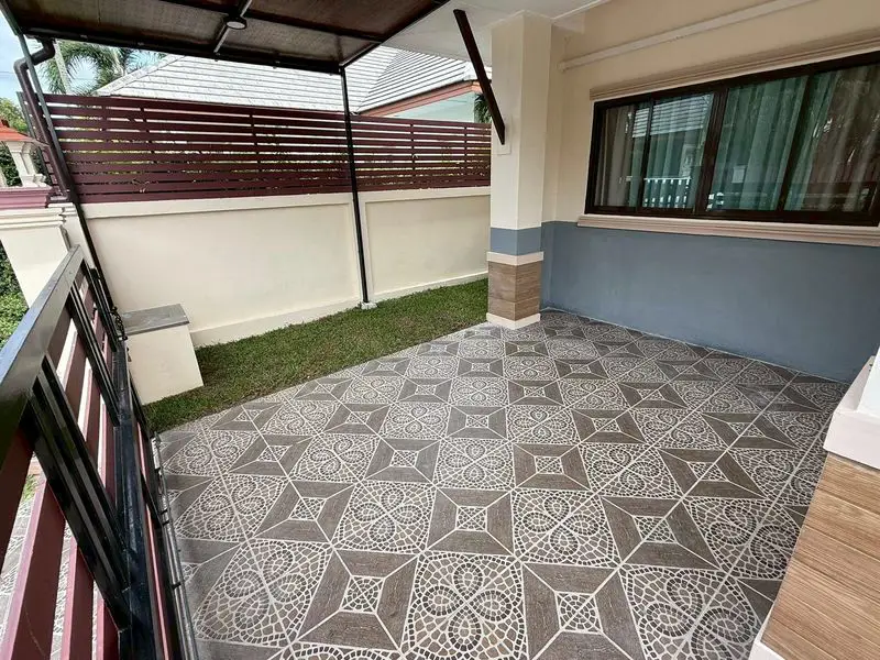  Baan Dusit Pattaya View (Project 4) 3 Bedroom for sale in Prime Location  2.5 km from clean beaches, 15 min to Pattaya City! Close to top attractions: and Water Parks