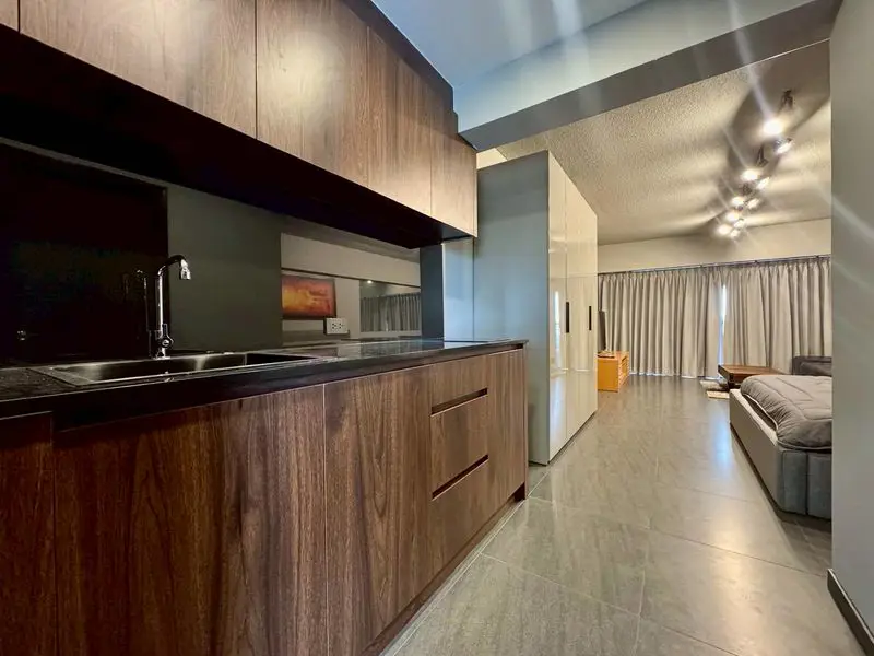 Metro-Jomtien Condotel for sale a condo located in a prime location next to the Jomtien Beach