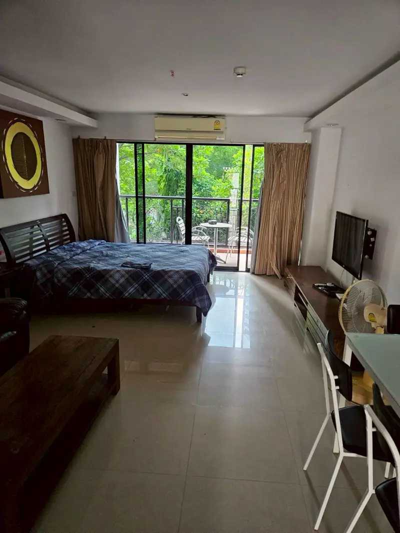 Nova Mirage Wongamat for sale a low-rise condominium in the heart of Pattaya, with a variety of room types ranging from studio to 1 bedroom units